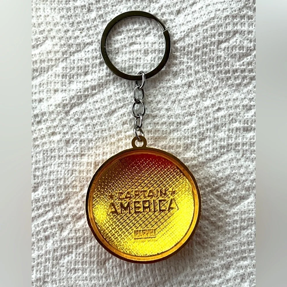 MARVEL Captain America shield keychain